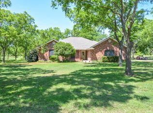 1424 Pecan Hill Rd, Stephenville, TX 76401