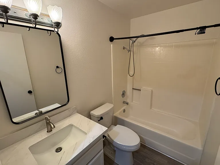 2838 Andover Ave #2838 — Photo 7