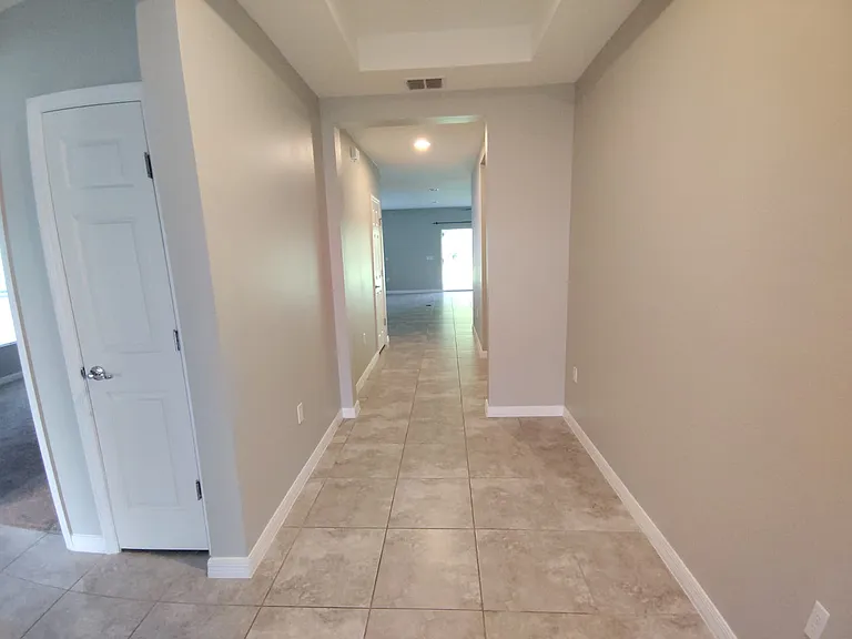 2213 Waukegan Dr — Photo 6