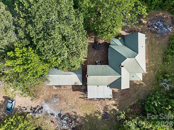 2nd image of 3316 State Highway 109 N