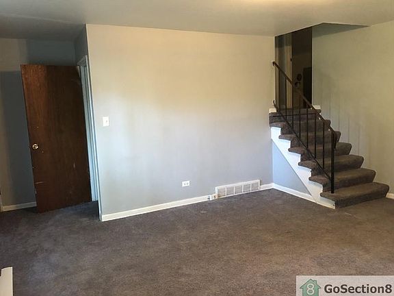 5th image of 417 N 3rd Ave #417