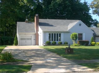 3227 Susan Cir, Youngstown, OH