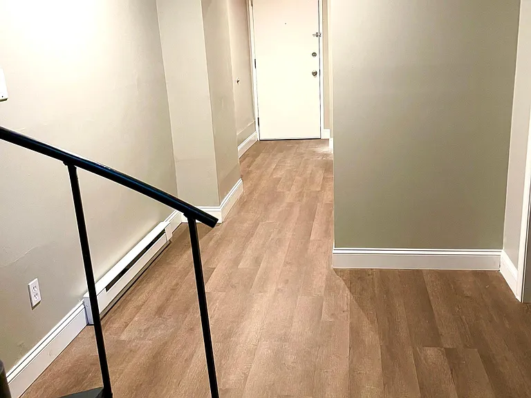 110 Railroad Ave #7 — Photo 6