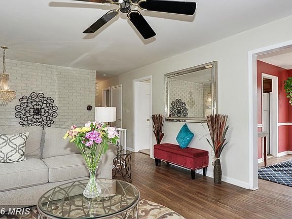 5th image of 6908 Stonebridge Ct