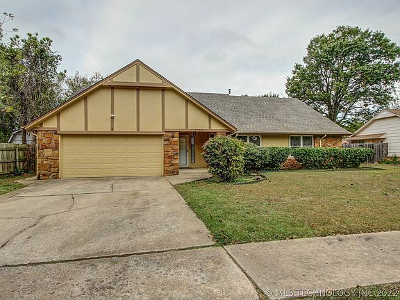 2nd image of 4032 S 134th East Ave