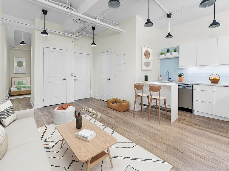 245 Logan Ave — Photo 3