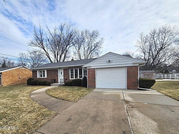 2nd image of 4402 Drummond Rd