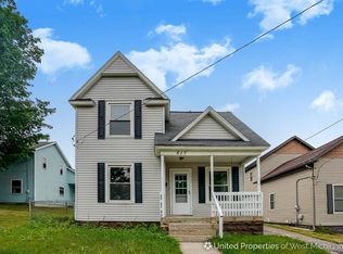 617 Henry Ave SE, Grand Rapids, MI 49503