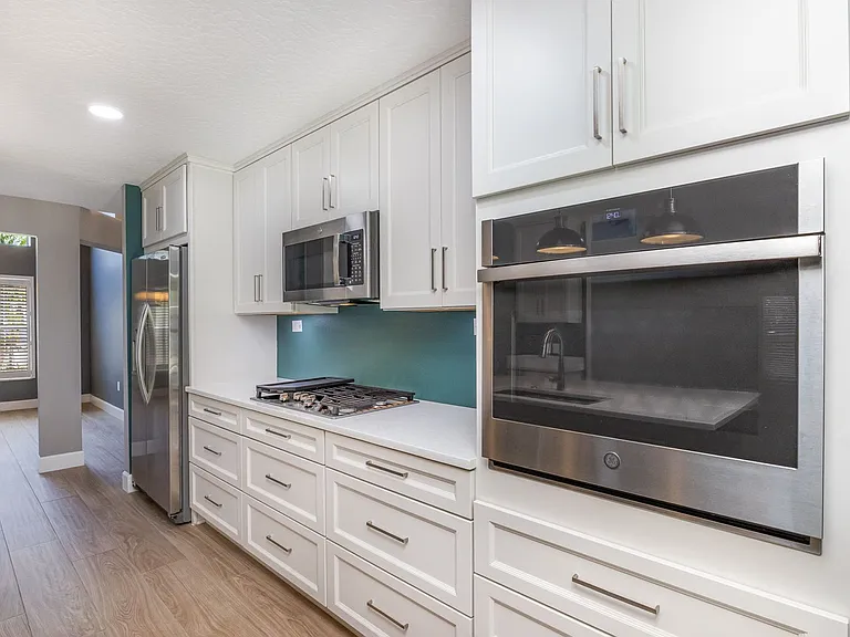 3236 Helmsdale Ct — Photo 12