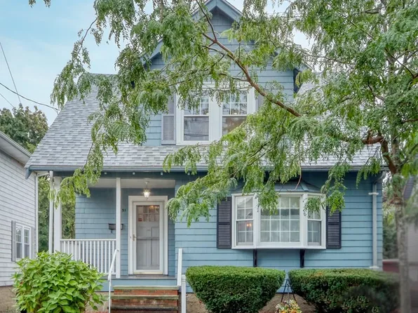 51 Hovey St, Quincy, MA 02171