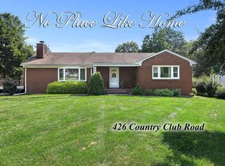 426 Country Club Rd, Bridgewater, NJ 08807