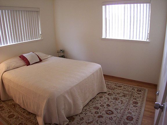 4th image of 148 Kilmer Ave