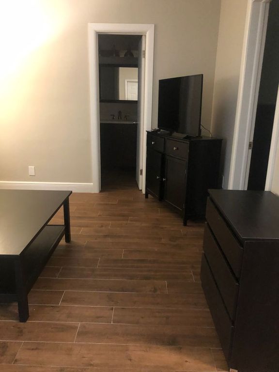 2205 SE 7th St APT 9, photo 7