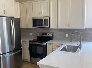 808 Persifer St, Folsom, CA 95630