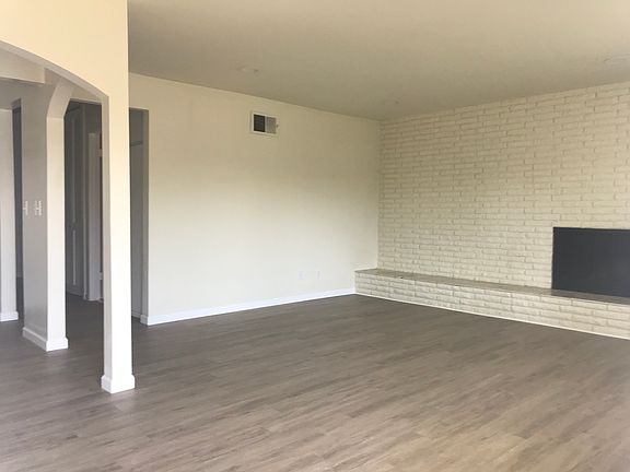 4th image of 43 Bellaire St #11241