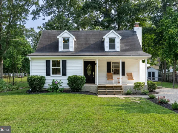 3211 Lakeside Dr, Williamstown, NJ 08094