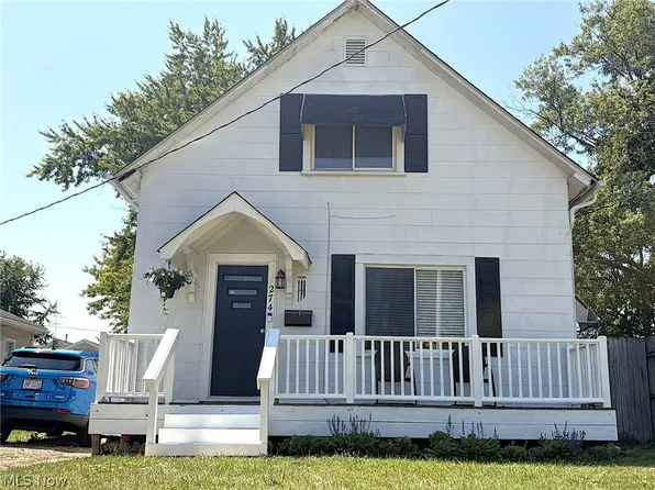 274 Bon Air Ave, Elyria, OH 44035