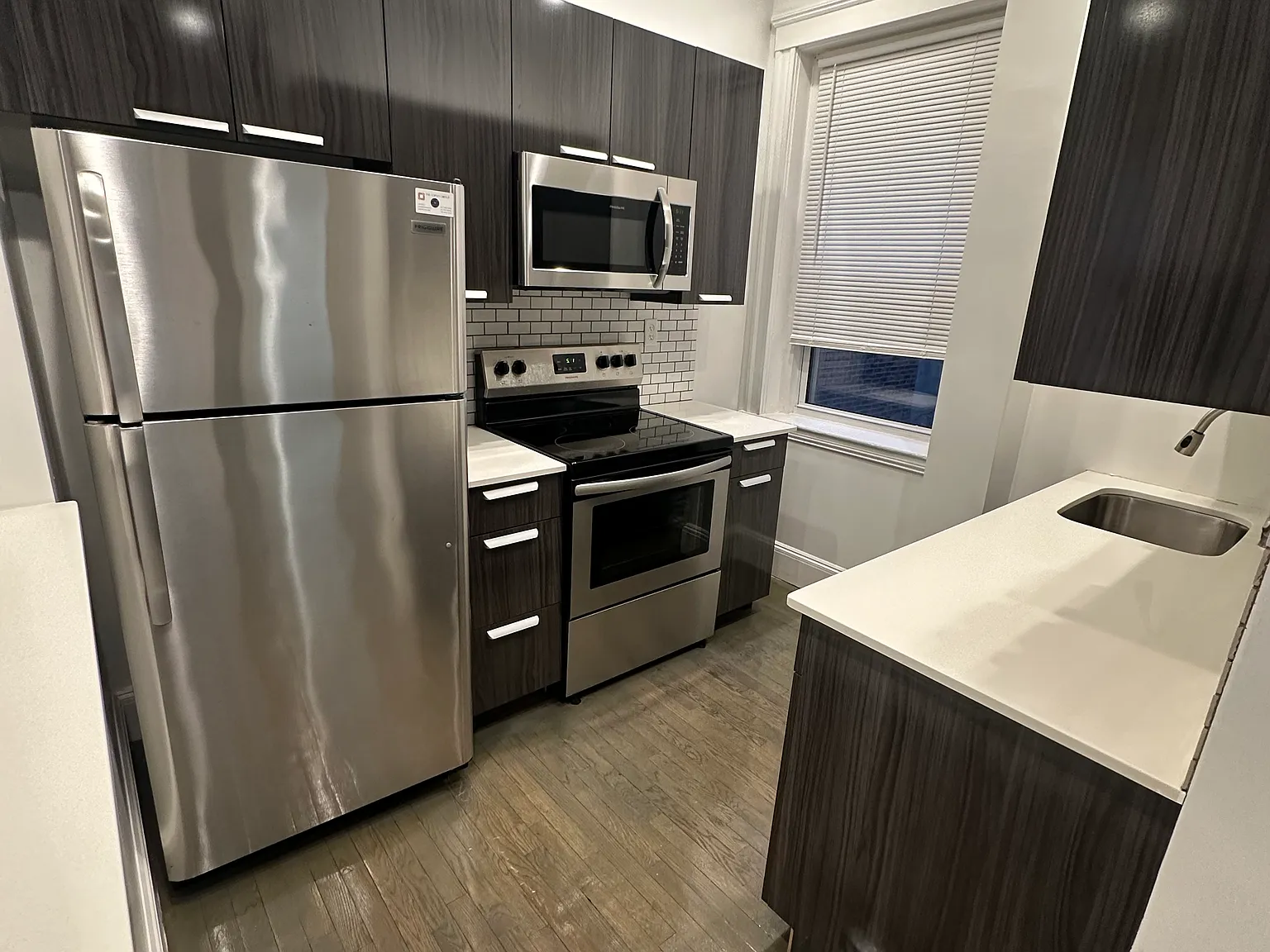 1 bed, 550 sqft, $2,800 — Photo 2