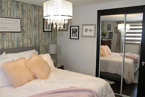 376 Dwight Ave — Photo 13