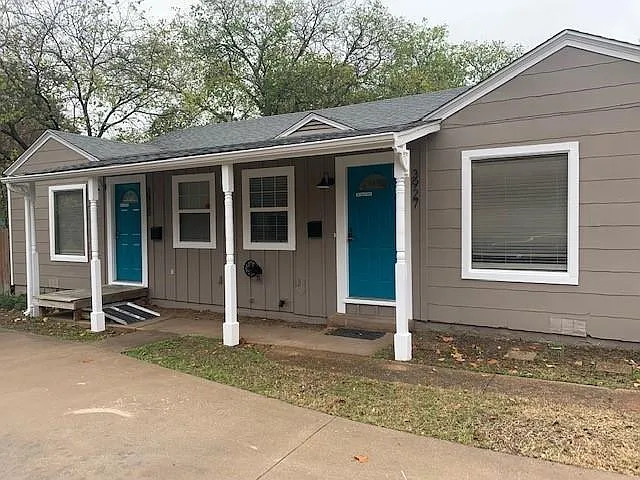 3927 Dexter Ave — Photo 1