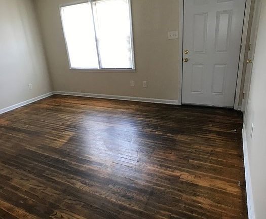 2nd image of 1700 Joplin Ave