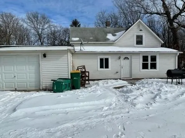 W11150 County Road M, River Falls, WI 54022