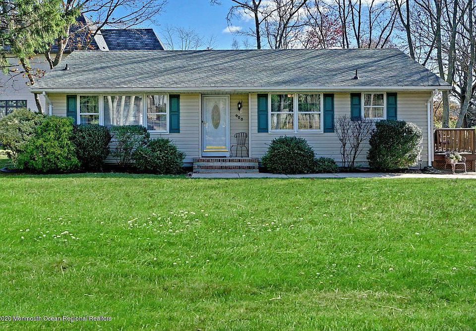 1st image of 400 Albert Ave