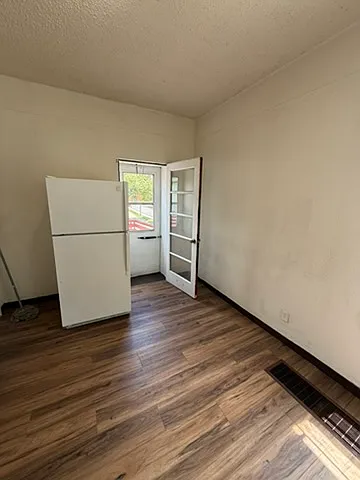 1006 Walnut St #1 — Photo 6
