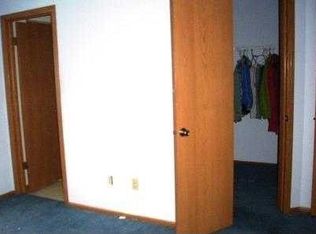 21283 County Road 9, Roseau, MN 56751