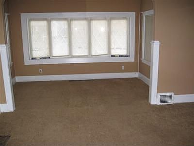 1st image of 2042 Hillcrest Ave