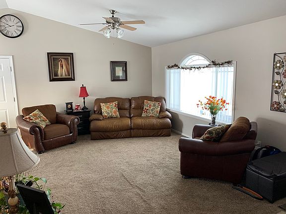 4th image of 3022 E Brettonwood Dr