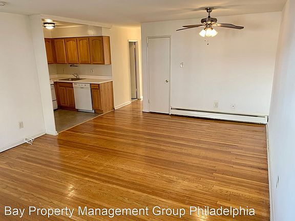 4th image of 570 N 23rd St #10418203