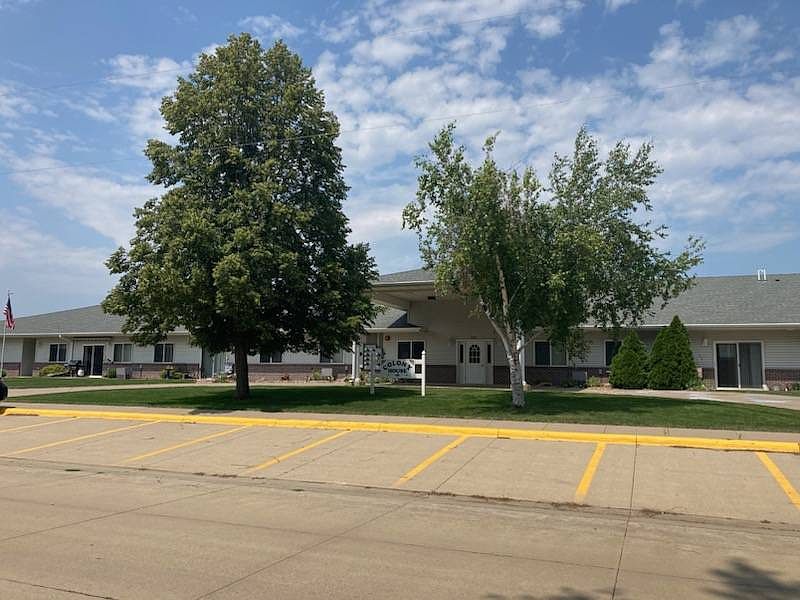 1711 3rd St APT 9, Hull, IA 51239 | MLS #11239033 | Zillow