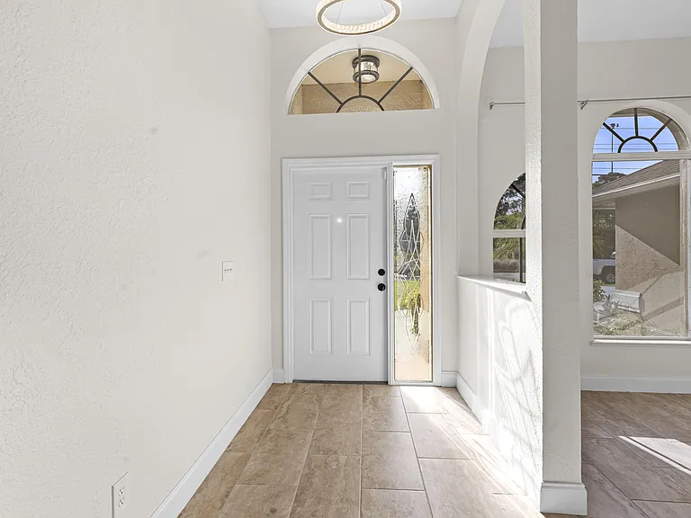 2141 SW Bayshore Blvd — Photo 5