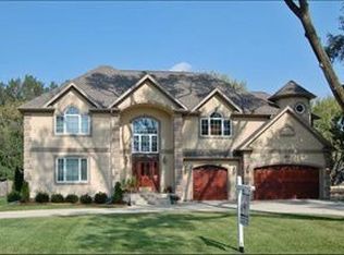 502 E Ridge Rd, Arlington Heights, IL 60004