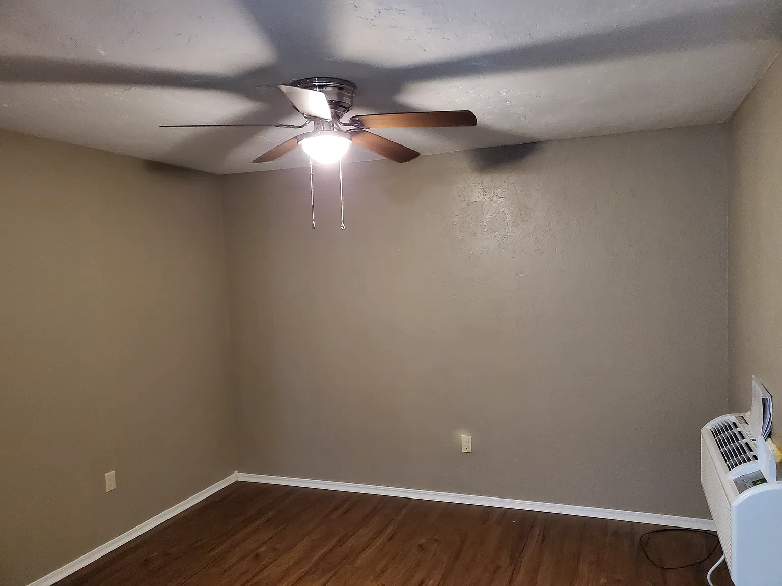 1 bed, 450 sqft, $650 — Photo 2