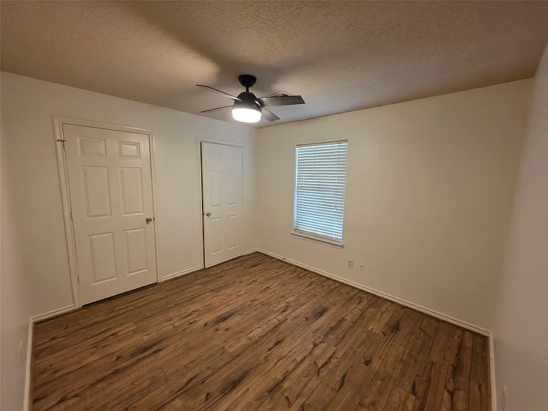 10635 Royal Cavins Dr — Photo 14