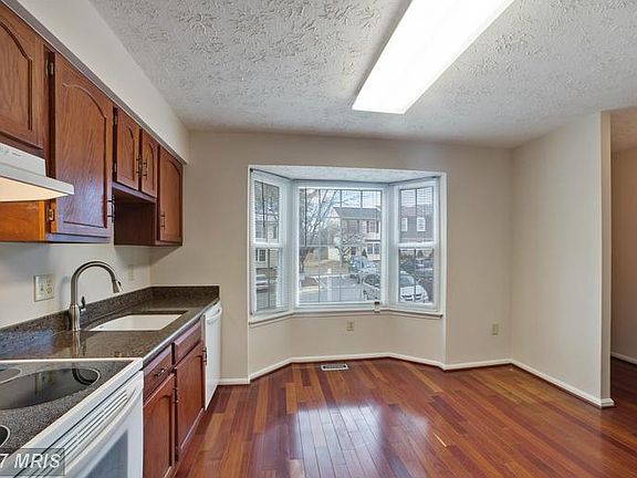 3rd image of 18705 Winding Creek Pl