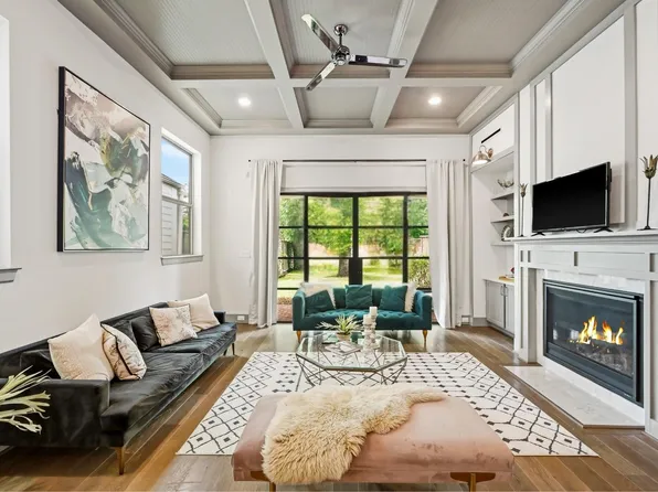 523 W 25th St, Houston, TX 77008