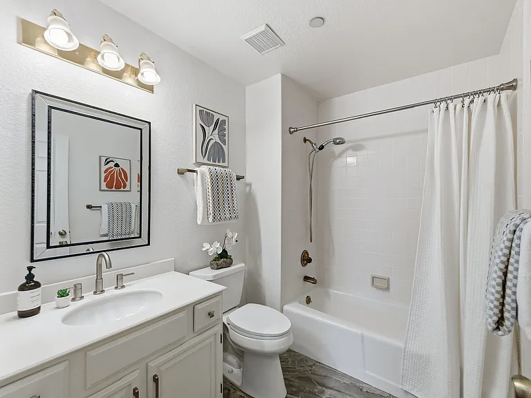 112 Madison Ave #109 — Photo 16