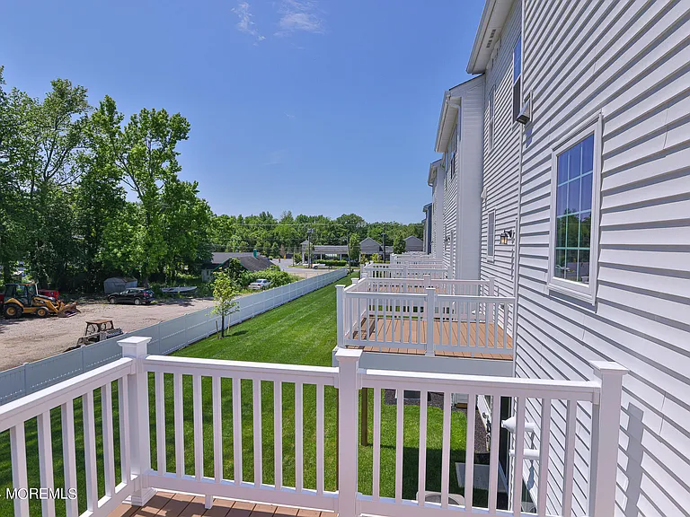 18 Crimson Dr — Photo 10