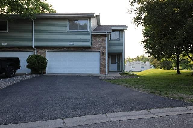 1st image of 18300 Creeks Bend Dr