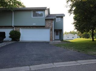18300 Creeks Bend Dr, Minnetonka, MN 55345