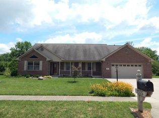 1555 Deerfield Dr, Plainfield, IN 46168