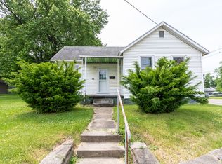 1416 W Locust St, Bloomington, IL 61701