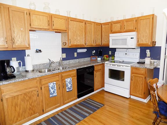 5th image of 15239 Fawn Meadow Dr