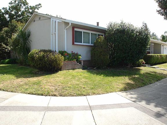 2nd image of 30676 Carroll Ave