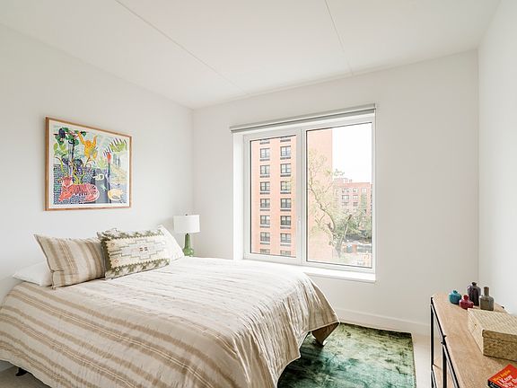 4th image of 350 Clarkson Ave APT 522