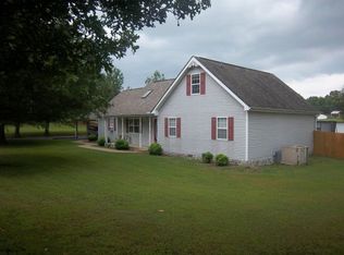 175 Jackson Forest Rd, Paris, TN 38242