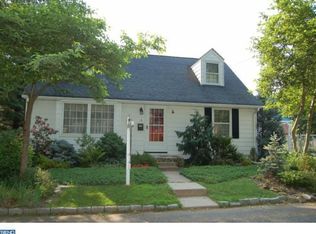6 Frederick Ave, Hamilton, NJ 08620